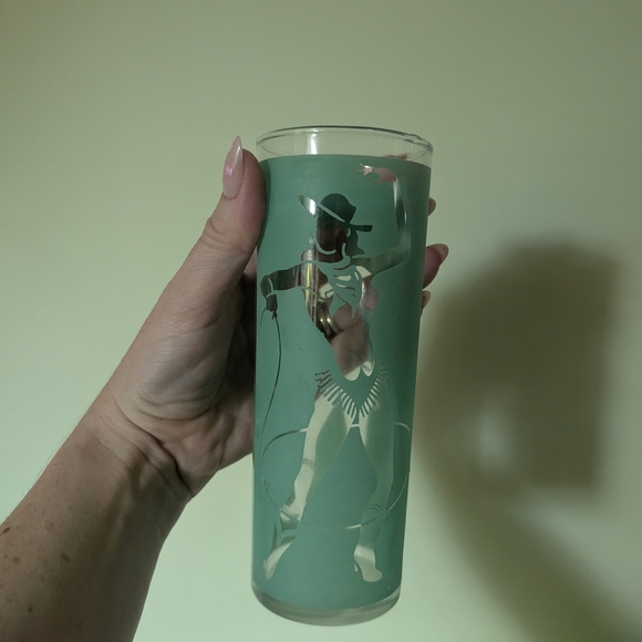 Vintage Cowgirl 1960s Dancing Figure Glass Set - Picture 7 of 13